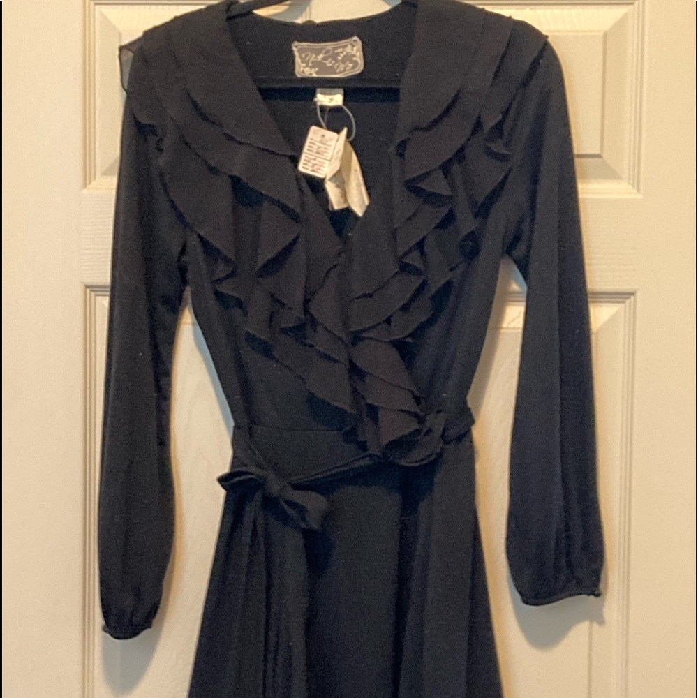 Cute Nick & Mo dress